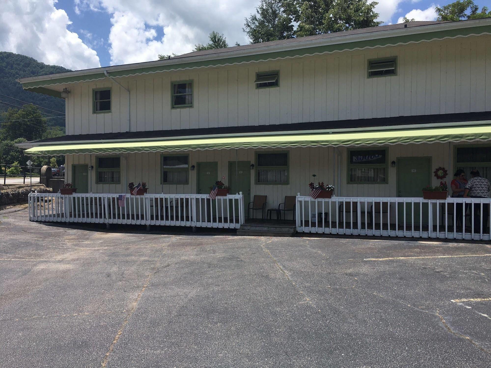River Point Lodge マギー・バレー エクステリア 写真